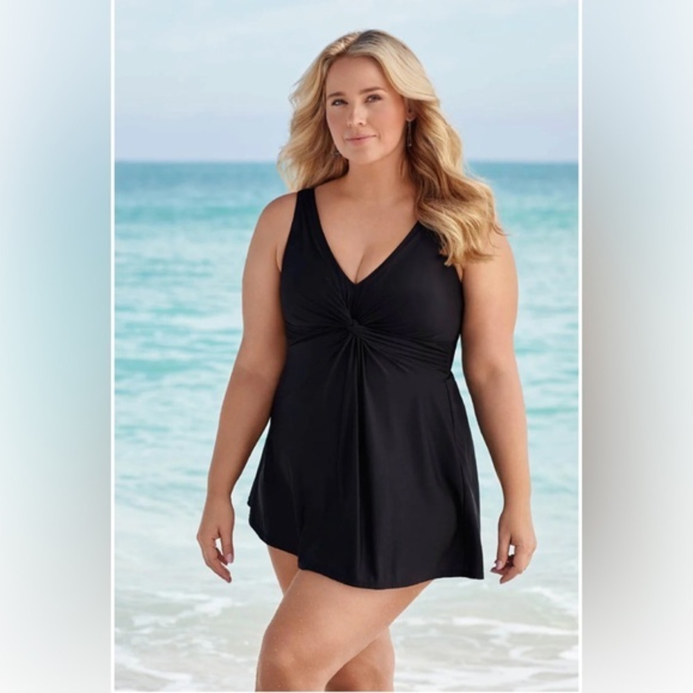 Miraclesuit Must Haves Marais One Piece Swim Dress NWT Black 14